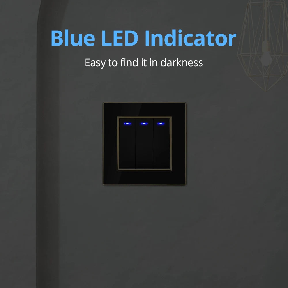 Wallpad Luxe Zwart Acrylpaneel met Gouden Rand – Dimmer, USB-oplader & Stopcontact (5–8 Modules)