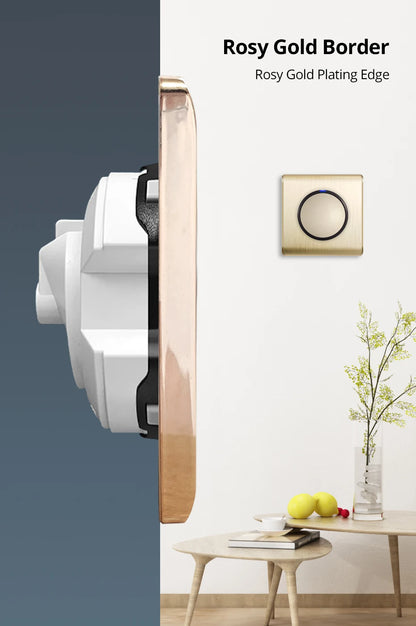 Wallpad Luxe 1–4-Gang Lichtschakelaar met Blauw LED & Geïntegreerd Stopcontact (TV/RJ45/TEL)